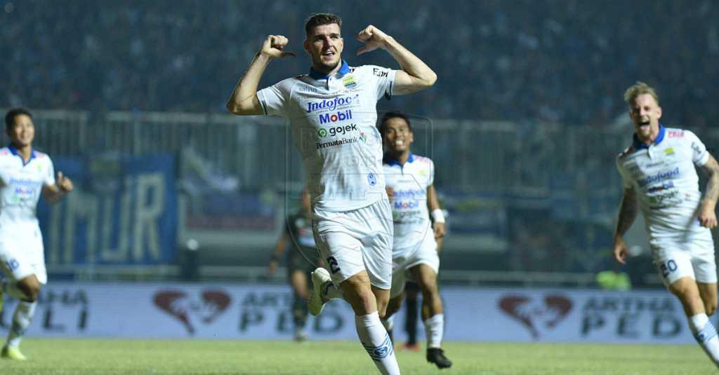 Asa Nick Kuipers Bawa Persib Bandung Juara Liga 1 2020