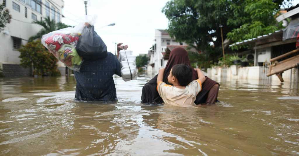12 Daerah Tetapkan Status Tanggap Darurat Bencana Banjir dan Longsor