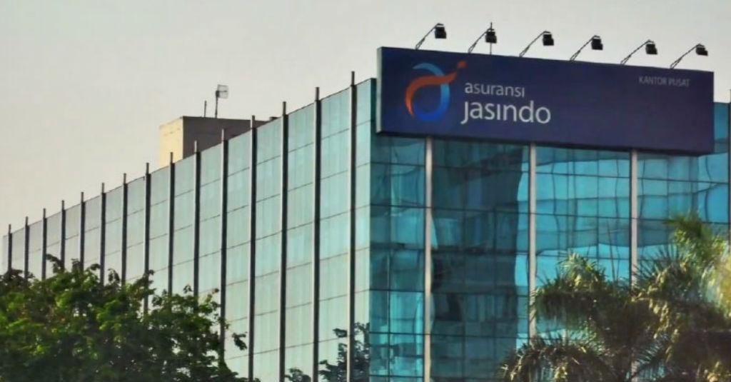 Jasindo Kirim Bantuan dan Bangun Posko Pelaporan Klaim Korban Banjir