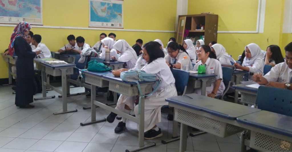 Kegiatan Belajar-Mengejar Sekolah di Jakarta Kembali Normal