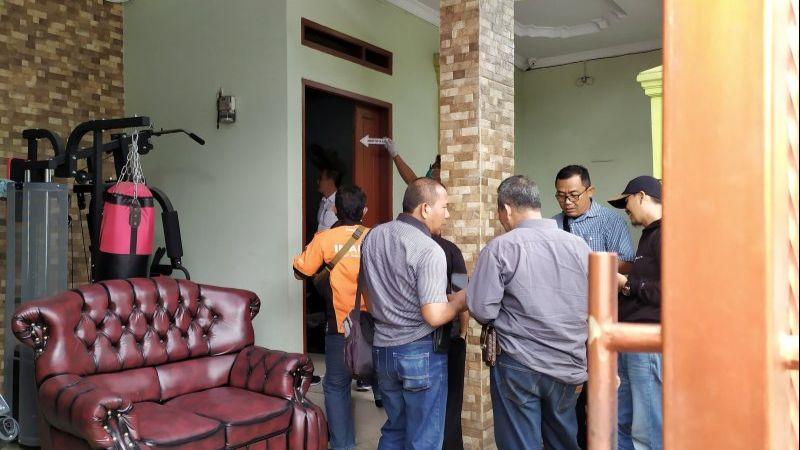 Polisi Sambangi Rumah Eks Istri Sule, Lina Jubaedah