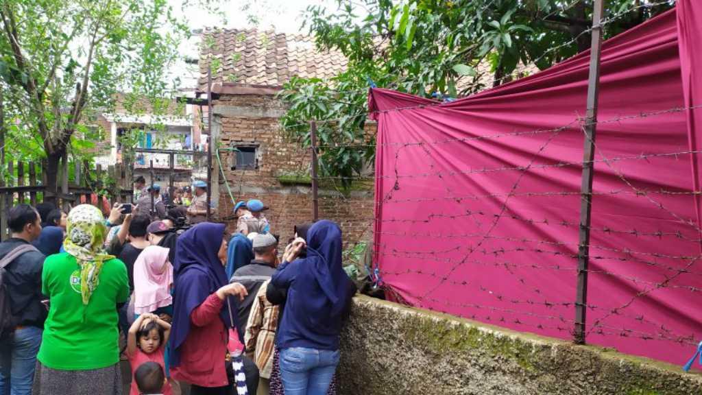 Pembongkaran Makam Eks Istri Sule untuk Keperluan Autopsi