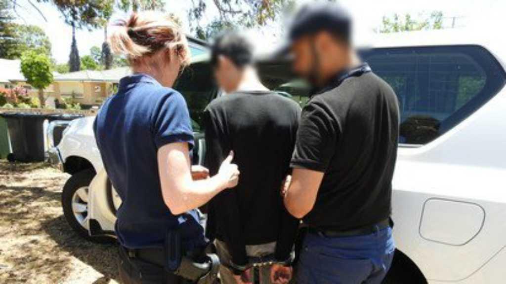 Mahasiswa Ini Diciduk Usai Ketahuan Memesan Boneka Seks Mirip Anak Kecil