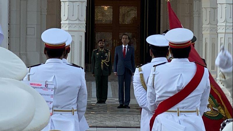 Presiden Jokowi Disambut Upacara Kenegaraan di Istana Qasr Al Watan UEA