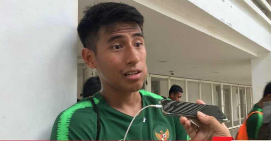 Belum Perpanjang Kontrak, Hanif Tegaskan Bertahan di Arema