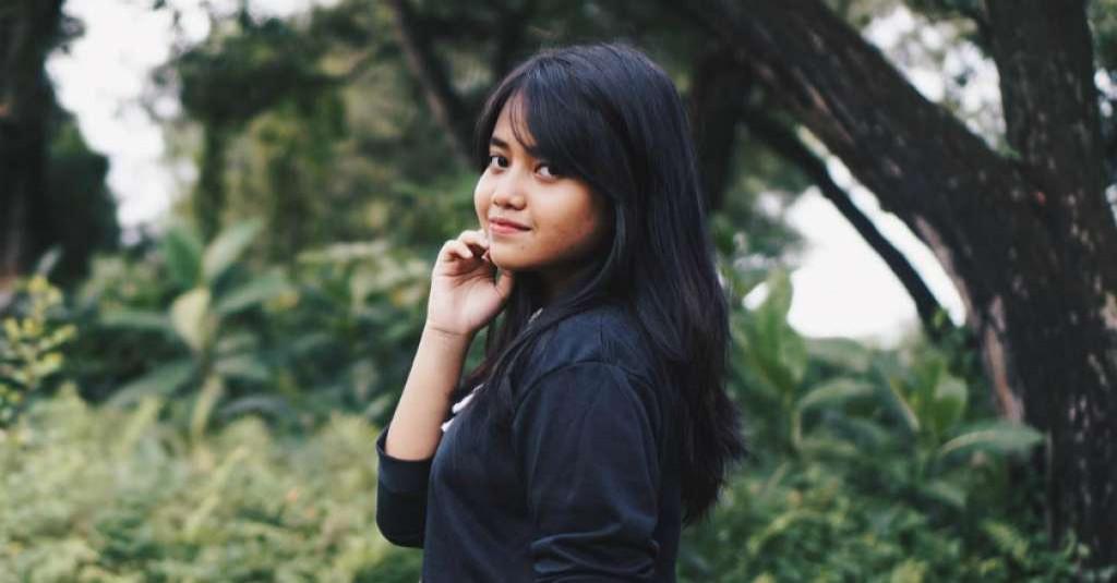 'Biar Waktu Hapus Sedihku' Single Terbaru Hanin Dhiya