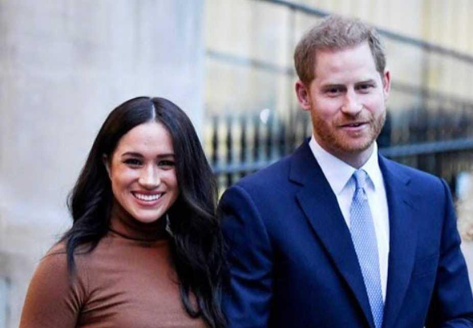 Makna Dibalik Penampilan Meghan Markle Saat Meninggalkan Istana Buckhingham