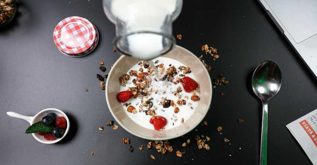 6 Alasan Kenapa Harus Makan Yogurt Setidaknya Sekali dalam Seminggu