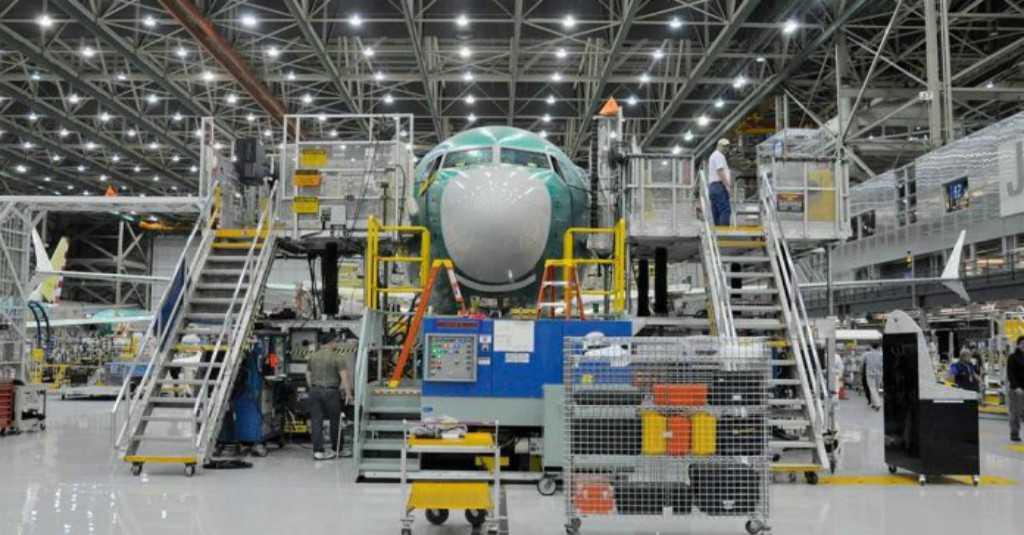 Boeing Punya Bos Baru Pasca Tragedi Mengerikan 737 MAX