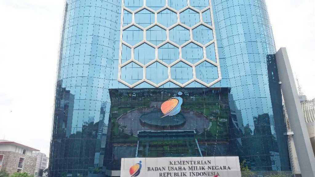 Dirut Jiwasraya Bungkam saat Tiba di Gedung Kementerian BUMN