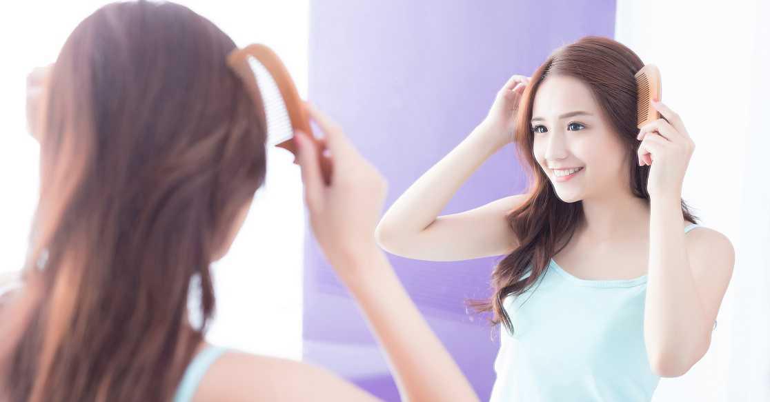 Begini Cara Menyisir Rambut yang Benar Agar Tak Mudah Rontok