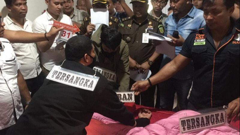 Mengerikan! Ternyata ZH Sempat Tidur 3 Jam Bersama Suami yang Dibunuhnya