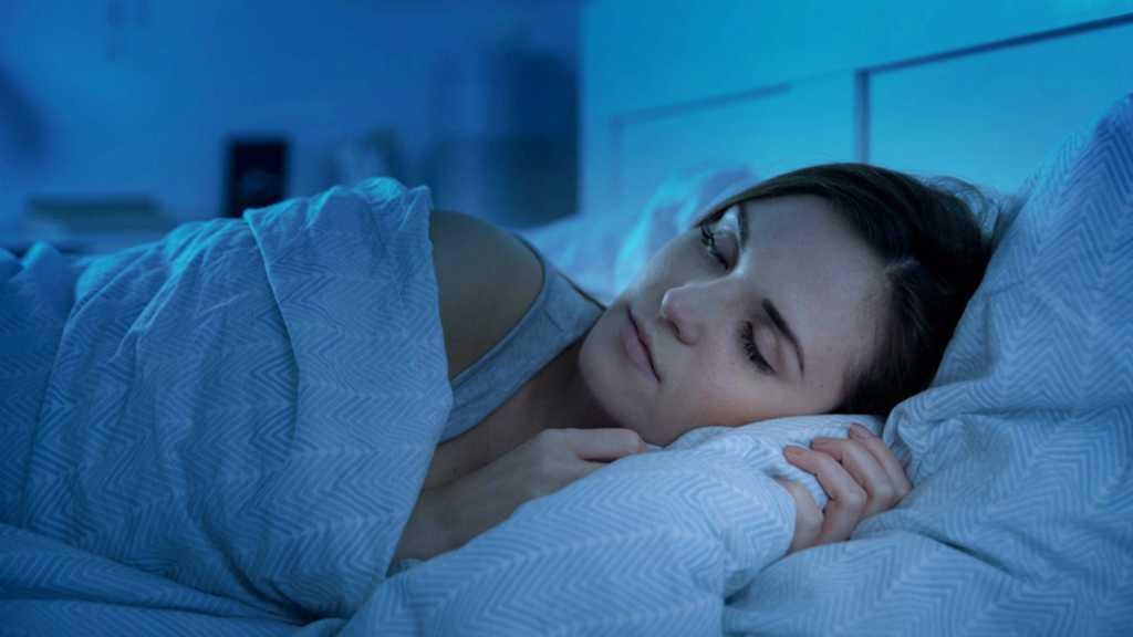 5 Alasan Kenapa Orang Berkeringat Saat Tidur di Malam Hari