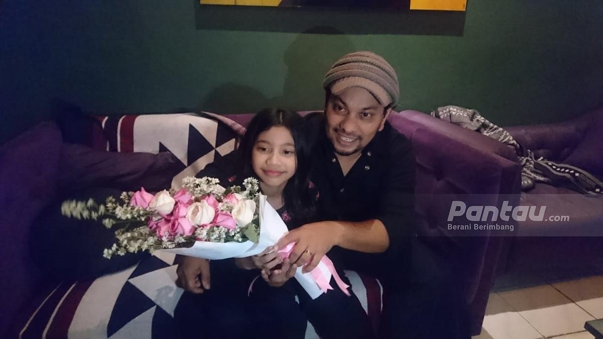 Tompi Akui Tak Mudah Jadi Produser untuk Anak Sendiri