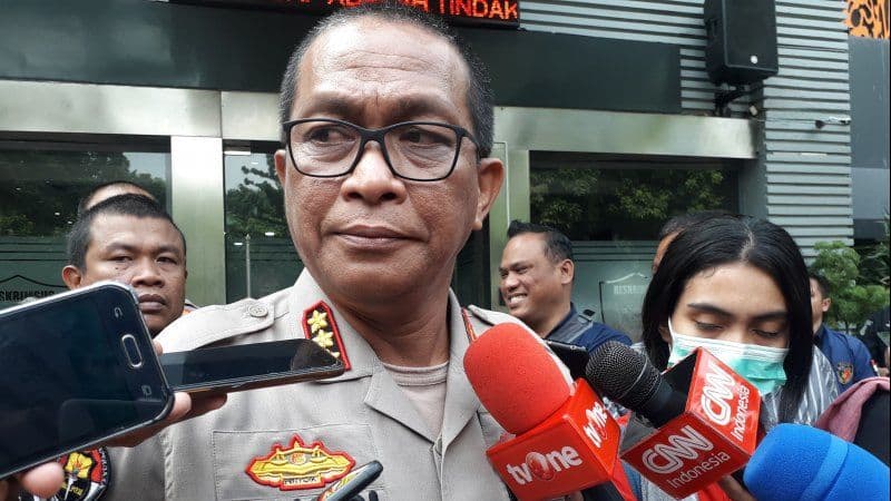 Polisi Masih Kejar Pemilik Akun Twitter @digeeembok