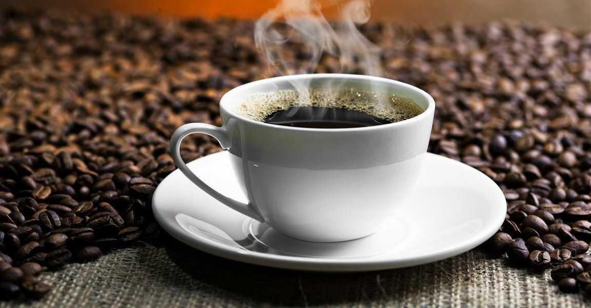 Awas! Minum Kopi di Tengah Suara Bising Berakibat Buruk Bagi Pendengaran