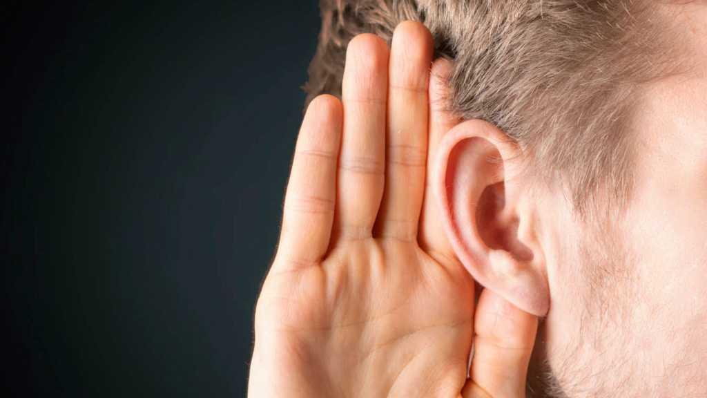 5 Kebiasaan Ini Bisa Merusak Telinga, Salah Satunya Dengerin Musik!