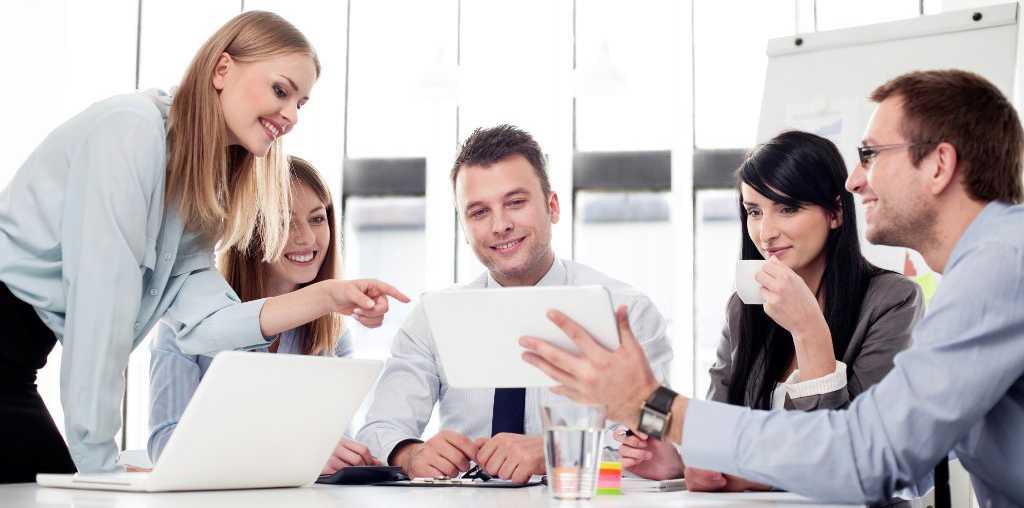 5 Tips Menghadapi Kesulitan dalam Melakukan Pembicaraan dengan Rekan Kerja