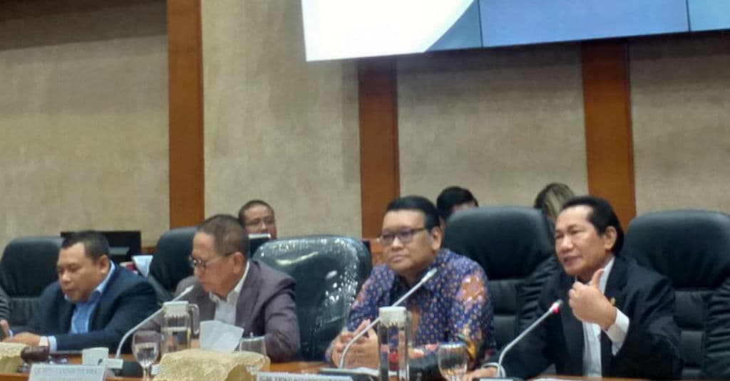 DPR Akan Evaluasi UU OJK dan BI Buntut Sengkarut Jiwasraya