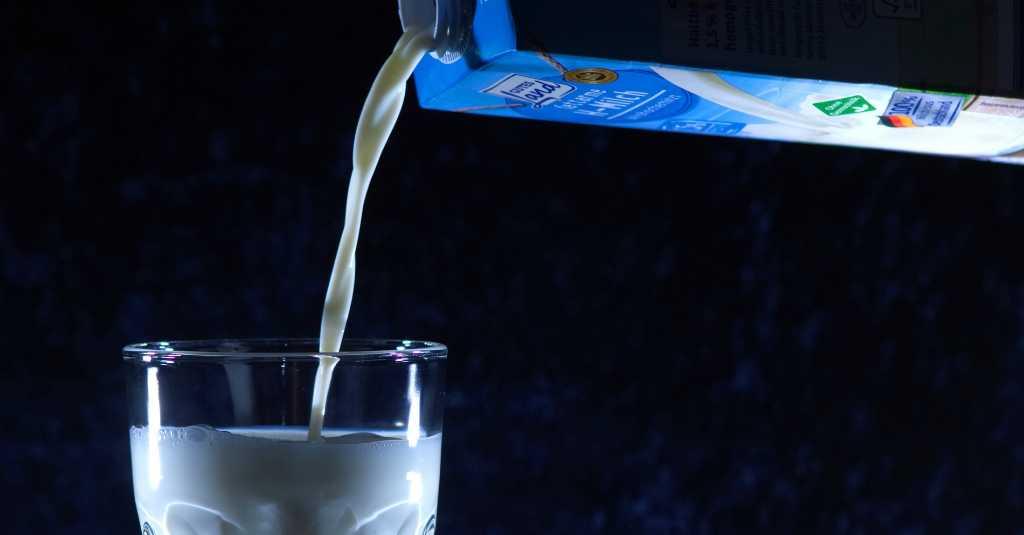 Efek Buruk Rutin Mengonsumsi Susu Tinggi Lemak Bisa Cepat Tua