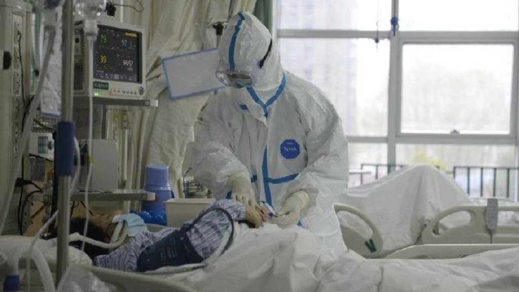 Rumah Sakit Dibuat Chaos, China Bangun 1.000 Tempat Tidur Darurat
