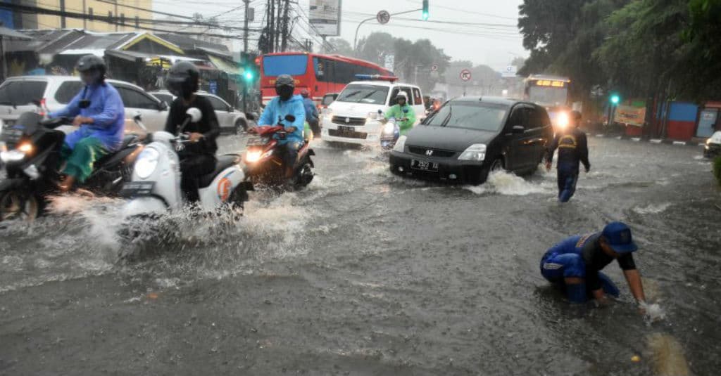 BMKG Ingatkan Wilayah Jakarta, Jabar, dan Jateng Berstatus Siaga Banjir