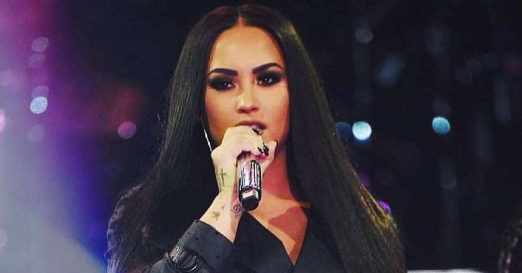 Tampil Perdana di Grammy Awards Setelah Overdosis, Demi Lovato Menangis