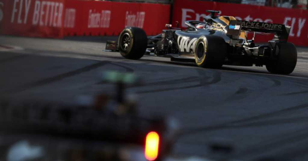 Tim Haas Luncurkan Mobil saat Tes Pramuism di Barcelona