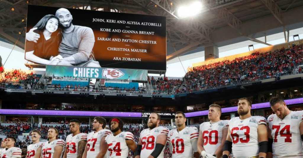Kenang Mendiang Kobe Bryant, Laga Super Bowl Gelar Mengheningkan Cipta