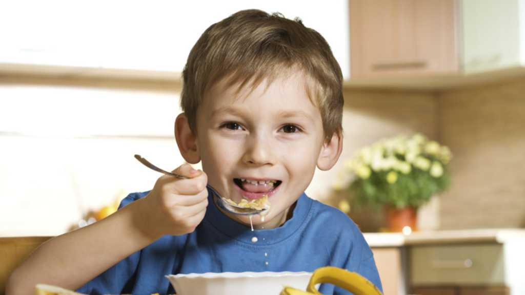 Moms Hati-hati, 5 Makanan Ini Bisa Bahaya untuk Anak-anak