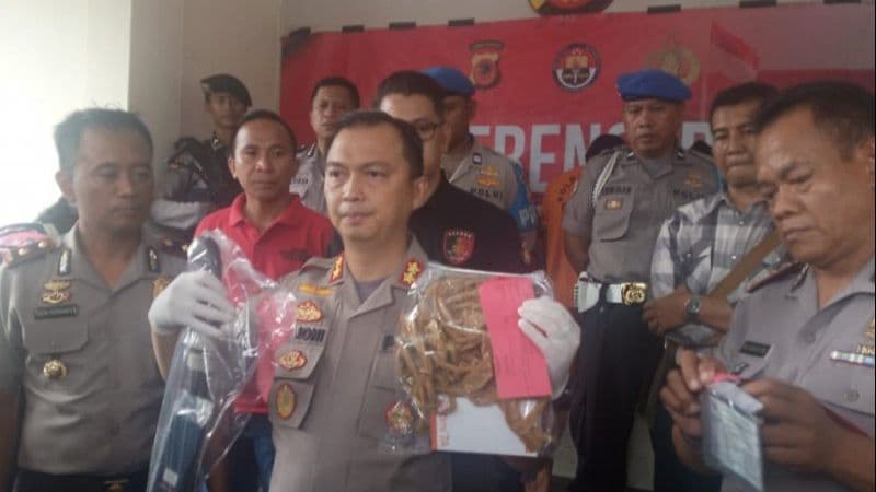 Seorang Sekdes Berkomplot untuk Sekap dan Rampok Pasutri
