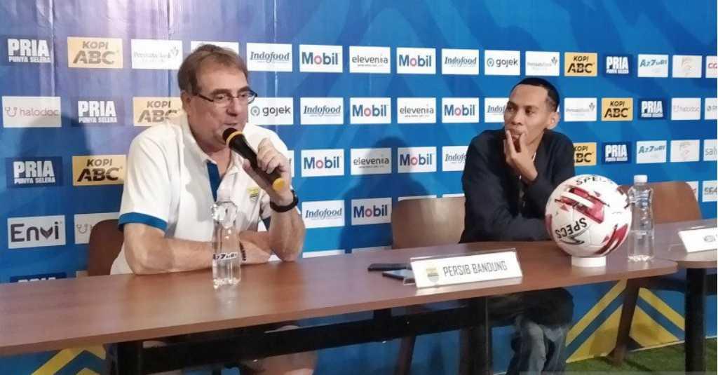 Rene Alberts Percayakan Trio Kuipers-Igbonefo-Fabiano Lawan Barito