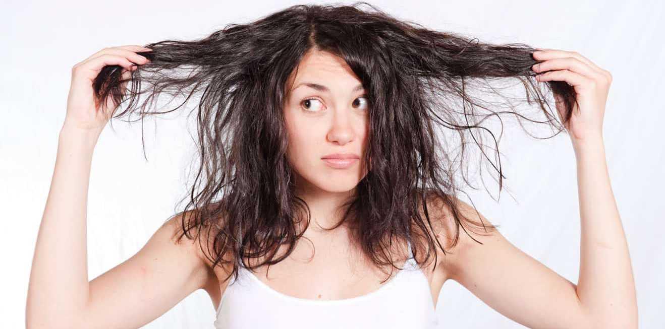 5 Tips Ampuh Mengatasi Rambut Lepek dan Berminyak
