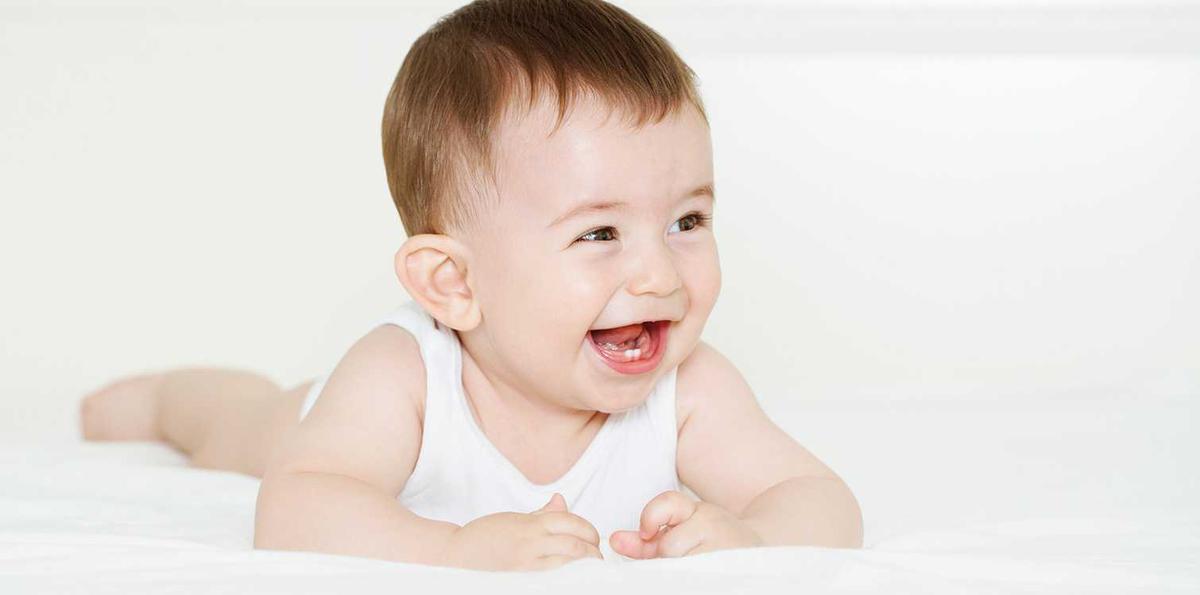 7 Masalah Utama pada Bayi saat Tumbuh Gigi dan Cara Mengatasinya