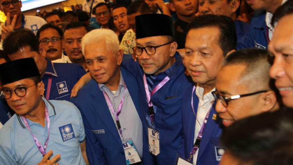 Hatta Rajasa: Tak Ada Satupun Kader PAN yang Tidak Bermanfaat