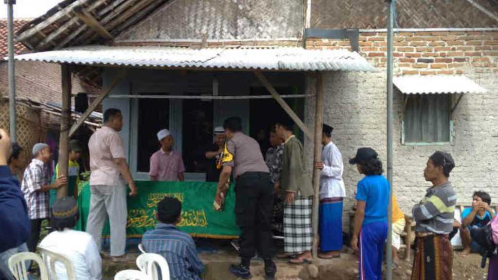 Balita Cirebon yang Digigit Ular Weling saat Tidur Akhirnya Meninggal Dunia