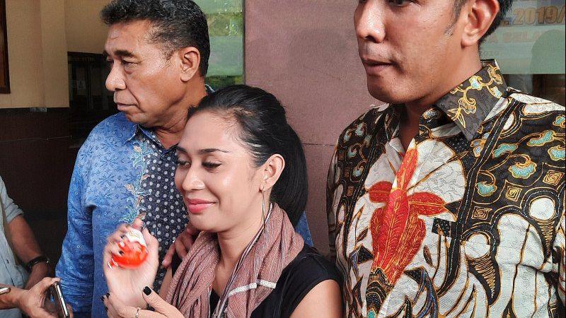 Karen Pooroe Akhirnya Bersedia Jenazah Anaknya Diautopsi