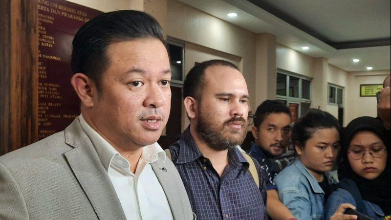 Tepis Kecurigaan, Arya Satria Bersedia Anaknya Diautopsi