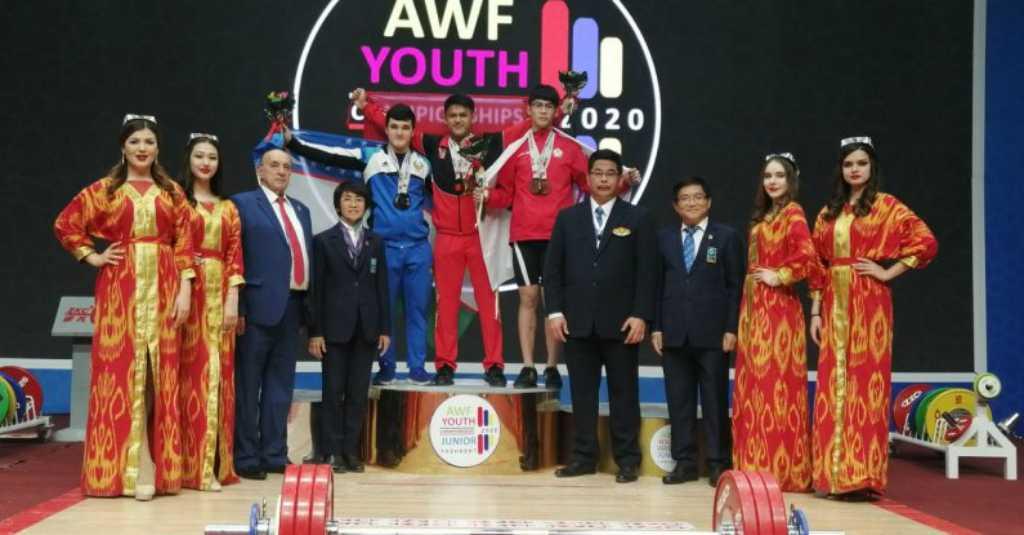 Selamat! Lifter Muda Indonesia Pecahkan 2 Rekor Dunia