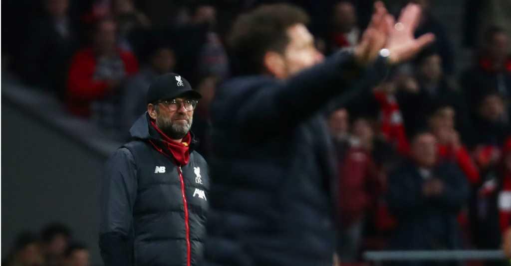 Klopp Enggan Tiru Gaya Simeone Bakar Semangat Penonton