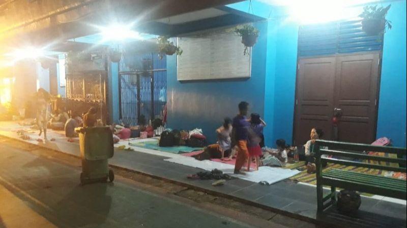 487 Warga Kampung Melayu Mengungsi Akibat Banjir