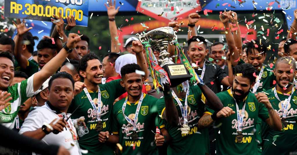 Aji Santoso Berharap Konsistensi Persebaya di Kompetisi Resmi
