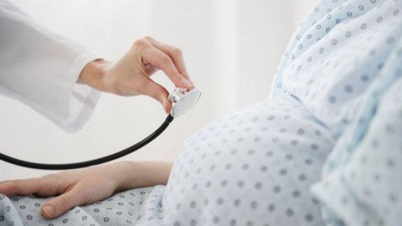 Bantah Pernyataan Wanita Hamil di Kolam Renang, Dokter: Itu Hoaks!