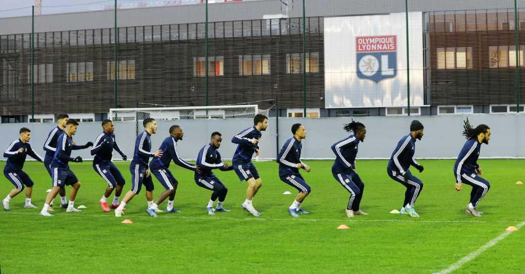 Italia Terdampak Virus Korona, Lyon Pilih Fokus Lawan Juventus