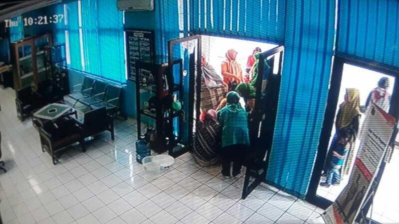 Mulyani Tiba-tiba Melahirkan di Planetarium TIM saat Antar Anak