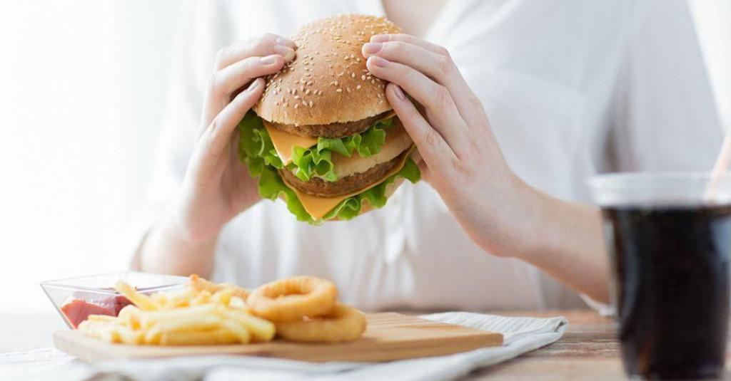 Normalkah Kebiasaan Habis Makan Langsung BAB?