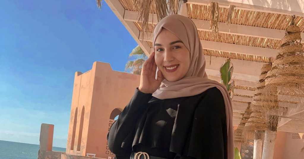 Tren Hijab Warna Bumi Bikin Kamu Cantik Elegan