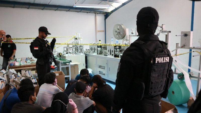 Pabrik Masker Ilegal Cilincing Datangkan Mesin dan Bahan Baku dari China