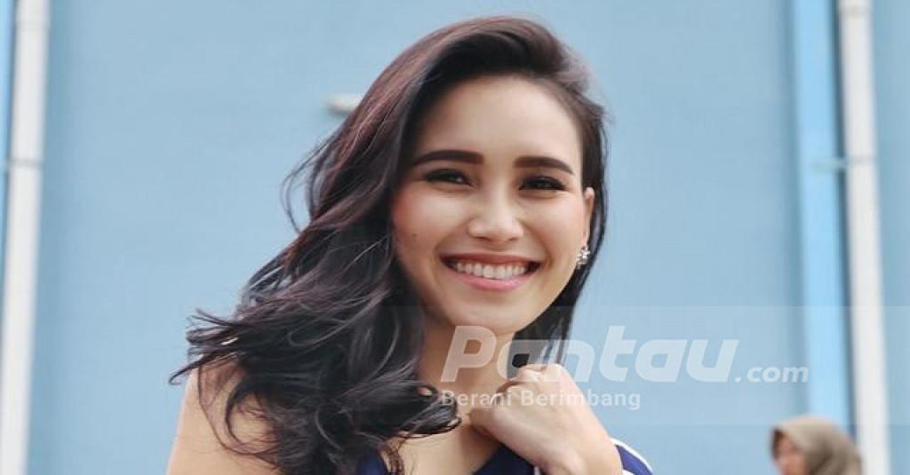 Raffi Ahmad Pulang Liburan, Ayu Ting Ting Happy
