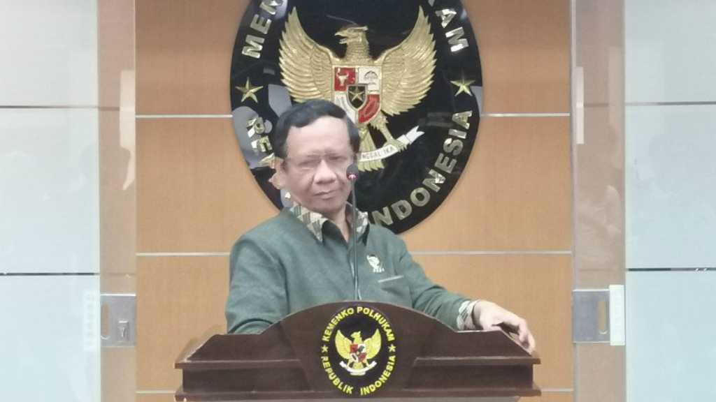 Mahfud Sebut Korona Tak Menakutkan, Lebih Buruk Kepanikannya